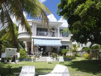 Filename=beach_villa_diane_1_mauritius_front_view.jpg
Filesize=266KiB
Dimensions=800x600
Date added=Jun 30, 2008 beach_villa_diane_1_mauritius_front_view.jpg
