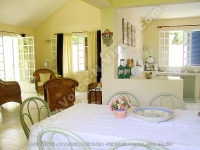 Filename=beach_villa_hibiscus_mauritius_dining_room_view.jpg
Filesize=157KiB
Dimensions=800x600
Date added=Jun 25, 2008 beach_villa_hibiscus_mauritius_dining_room_view.jpg
