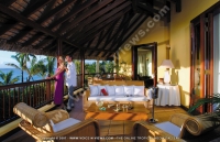 Filename=dinarobin_hotel_mauritius_couple_in_senior_suite_balcony.jpg
Filesize=144KiB
Dimensions=760x491
Date added=Sep 03, 2008 dinarobin_hotel_mauritius_couple_in_senior_suite_balcony.jpg