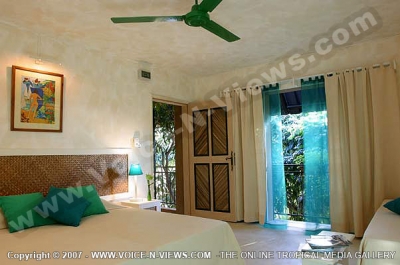 sous le badamier mauritius room general view
