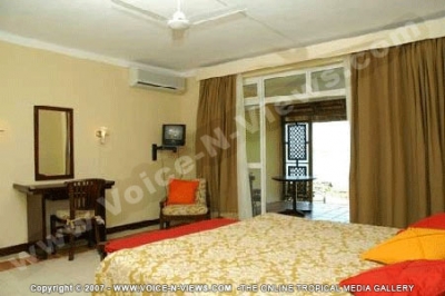 filao village hotel mauritius bedroom

