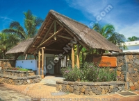Filename=2_star_hotel_les_cocotiers_hotel_entrance.jpg
Filesize=171KiB
Dimensions=800x586
Date added=Jun 11, 2007 2_star_hotel_les_cocotiers_hotel_entrance.jpg