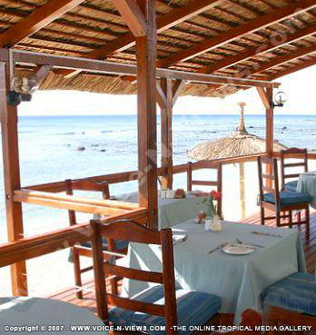 colonial beach hotel mauritius restaurant and sea view
