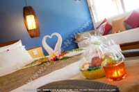 Filename=laguna_beach_hotel_and_spa_mauritius_bedroom_with_honeymoon_set_up.jpg
Filesize=58KiB
Dimensions=700x466
Date added=Jun 24, 2011 laguna_beach_hotel_and_spa_mauritius_bedroom_with_honeymoon_set_up.jpg