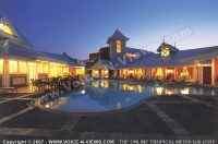 Filename=3_star_hotel_le_preskil_hotel_pool_by_night.jpg
Filesize=71KiB
Dimensions=800x529
Date added=Jun 06, 2007 3_star_hotel_le_preskil_hotel_pool_by_night.jpg