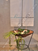 Filename=3_star_les_sirandanes_hotel_shower.jpg
Filesize=125KiB
Dimensions=600x800
Date added=Aug 22, 2007 3_star_les_sirandanes_hotel_shower.jpg