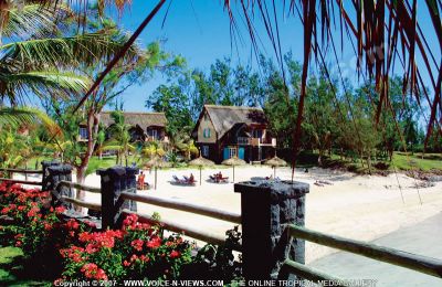 3 star hotel marina hotel beach
The Marina Hotel beach view. The Marina Resort and Club, a new beach resort hotel is located at an idyllic spot in the North of Mauritius. It offers a beautiful view on the Northern Islands Coin de Mire, Ile Plate, Ile Ronde and Ilot Gabriel. The bungalows have a wonderful view of the ocean. Relax in the sun under kiosks.
Keywords: 3*hotel beach, north, mauritius, islands, Coin de Mire, Ile Plate, Ile Ronde, Ilot Gabriel, bungalows, kiosks, palm trees