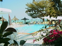 Filename=3_star_hotel_pearl_beach_hotel_view_from_pool.jpg
Filesize=163KiB
Dimensions=800x600
Date added=Jun 11, 2007 3_star_hotel_pearl_beach_hotel_view_from_pool.jpg