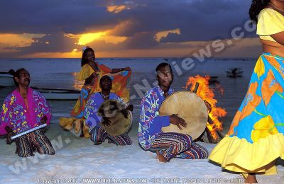 3 star hotel villa caroline hotel dancing sega
3*Caroline Hotel dancing in the sunset. As Mauritian music plays on the ravanne, the sega girls dance around the bonfire.
Keywords: 3*Caroline hotel sega, beach, sunset, dancing, music, girls, bonfire, ravanne