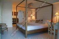 Filename=20_degrees_sud_hotel_mauritius_double_bedroom.jpg
Filesize=70KiB
Dimensions=640x428
Date added=Jan 14, 2009 20_degrees_sud_hotel_mauritius_double_bedroom.jpg