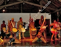 Filename=4_star_la_plantation_resort_entertainment.jpg
Filesize=171KiB
Dimensions=800x617
Date added=Sep 04, 2007 4_star_la_plantation_resort_entertainment.jpg