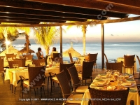 le_meridien_restaurant_la_faya_in_the_sunset.jpg