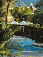 Filename=le_meridien_small_bridge_on_the_pool.jpg
Filesize=216KiB
Dimensions=600x800
Date added=Sep 14, 2010 le_meridien_small_bridge_on_the_pool.jpg
