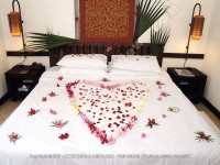la_palmeraie_hotel_wedding_bed_seaview_room.jpg