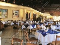 Filename=maritim_hotel_bars_and_restaurant_side_view.jpg
Filesize=208KiB
Dimensions=800x600
Date added=Sep 15, 2010 maritim_hotel_bars_and_restaurant_side_view.jpg