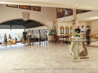 maritim_hotel_main_hall_general_view.jpg