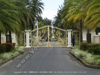 Filename=mornea_resort_mauritius_main_gate_view.jpg
Filesize=189KiB
Dimensions=800x600
Date added=Dec 18, 2008 mornea_resort_mauritius_main_gate_view.jpg