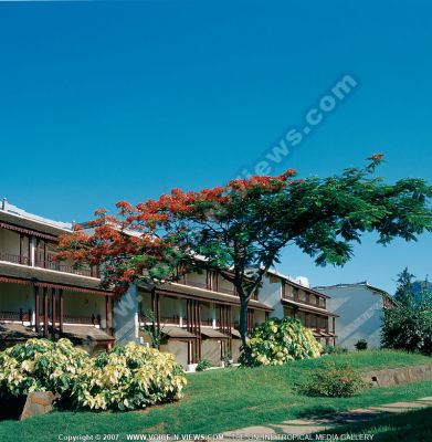 4 star hotel sofitel mauritius imperial resort & spa garden
Sofitel Hotel side view. Each of the rooms in the hotel has a balcony. The rooms have either a garden or sea view. In the garden there is lots of beautiful vegetation. Walk on the stone path and take in the beauty of the place.
