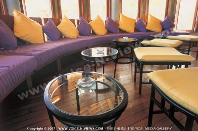5 star hotel constance belle mare plage rest room
The living room with big comfortable couches is huge and looks onto the terrace with your private pool. It is all so intimate and stylish. You would like every seconds spend over there.
