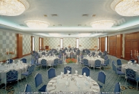 Filename=5_star_hotel_hilton_hotel_banquet_room.jpg
Filesize=124KiB
Dimensions=800x541
Date added=May 30, 2007 5_star_hotel_hilton_hotel_banquet_room.jpg