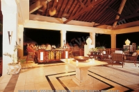 Filename=5_star_hotel_hilton_hotel_vista_bar.jpg
Filesize=115KiB
Dimensions=800x535
Date added=May 30, 2007 5_star_hotel_hilton_hotel_vista_bar.jpg
