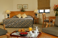 Filename=5_star_hotel_le_labourdonnais_waterfront_hotel_room.jpg
Filesize=112KiB
Dimensions=800x532
Date added=Jun 11, 2007 5_star_hotel_le_labourdonnais_waterfront_hotel_room.jpg