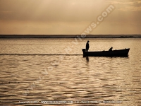 Filename=les_pavillons_hotel_mauritius_fishermen.jpg
Filesize=159KiB
Dimensions=800x600
Date added=Dec 31, 2008 les_pavillons_hotel_mauritius_fishermen.jpg