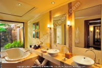 Filename=maradiva_villas_resort_and_spa_hotel_mauritius_luxury_suite_villa_bathroom.jpg
Filesize=87KiB
Dimensions=600x400
Date added=Mar 17, 2009 maradiva_villas_resort_and_spa_hotel_mauritius_luxury_suite_villa_bathroom.jpg