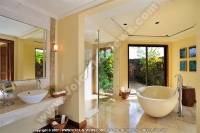 Filename=maradiva_villas_resort_and_spa_hotel_mauritius_luxury_suite_villa_bathroom_general_view.jpg
Filesize=75KiB
Dimensions=600x400
Date added=Mar 17, 2009 maradiva_villas_resort_and_spa_hotel_mauritius_luxury_suite_villa_bathroom_general_view.jpg