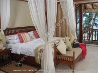 Filename=movenpick_resort_and_spa_hotel_mauritius_junior_suite_king_bed.jpg
Filesize=159KiB
Dimensions=800x600
Date added=Feb 10, 2009 movenpick_resort_and_spa_hotel_mauritius_junior_suite_king_bed.jpg