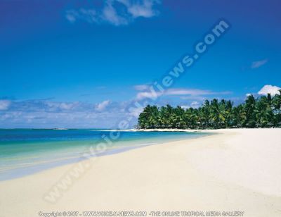 5 star hotel one and only le saint geran hotel beach view
