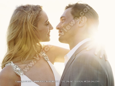 5 star hotel shanti maurice wedding couple kiss
