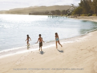 Filename=5_star_hotel_shanti_maurice_beach_side_kids_on_shore.jpg
Filesize=107KiB
Dimensions=800x600
Date added=Aug 04, 2010 5_star_hotel_shanti_maurice_beach_side_kids_on_shore.jpg