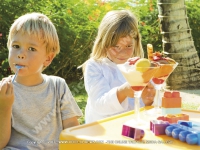5_star_hotel_shanti_maurice_kids_club_children_eating_ice_cream.jpg