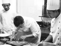 Filename=5_star_hotel_shanti_maurice_kitchen_chefs.jpg
Filesize=91KiB
Dimensions=800x600
Date added=Aug 04, 2010 5_star_hotel_shanti_maurice_kitchen_chefs.jpg