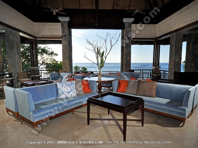 the grand mauritian a luxury collection resort and spa mauritius bar 68 interior view

