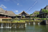 Filename=the_grand_mauritian_a_luxury_collection_resort_and_spa_mauritius_central_water_feature_at_daytime.jpg
Filesize=149KiB
Dimensions=800x532
Date added=Aug 18, 2010 the_grand_mauritian_a_luxury_collection_resort_and_spa_mauritius_central_water_feature_at_daytime.jpg