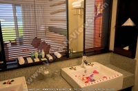 Filename=pearle_beach_hotel_mauritius_bathroom.jpg
Filesize=110KiB
Dimensions=699x462
Date added=Feb 04, 2009 pearle_beach_hotel_mauritius_bathroom.jpg