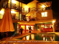 Filename=general_view_of_the_balconies_of_the_hotel_les_orchidees_mauritius.jpg
Filesize=155KiB
Dimensions=800x600
Date added=Aug 26, 2010 general_view_of_the_balconies_of_the_hotel_les_orchidees_mauritius.jpg