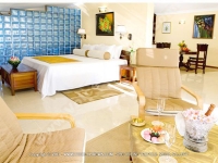 Filename=general_view_of_the_familial_suite_standard_hotel_pereybere_mauritius_ref_183.jpg
Filesize=129KiB
Dimensions=800x600
Date added=Sep 02, 2010 general_view_of_the_familial_suite_standard_hotel_pereybere_mauritius_ref_183.jpg