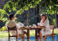 Filename=le_canonnier_hotel_mauritius_couple_at_tea_time.jpg
Filesize=176KiB
Dimensions=760x541
Date added=Sep 23, 2008 le_canonnier_hotel_mauritius_couple_at_tea_time.jpg
