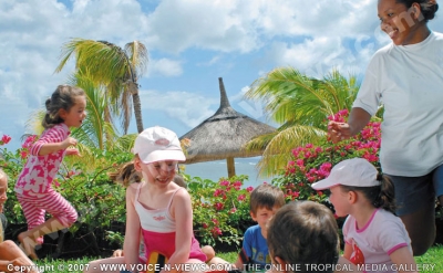 le victoria hotel mauritius kids having fun at the bob-marlin mini club

