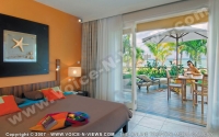 Filename=le_victoria_hotel_mauritius_lady_relaxing_at_junior_suite_balcony.jpg
Filesize=110KiB
Dimensions=756x476
Date added=Sep 23, 2008 le_victoria_hotel_mauritius_lady_relaxing_at_junior_suite_balcony.jpg