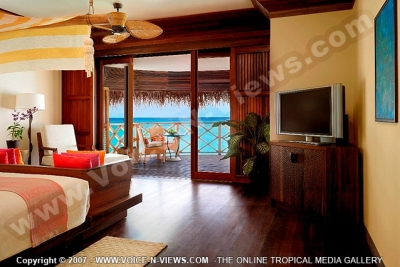 kanuhura resort maldives water villa room
