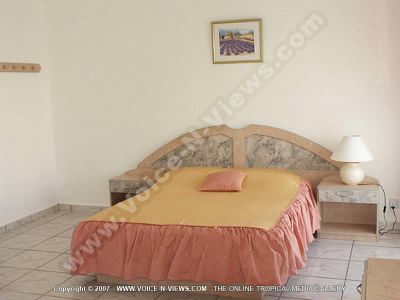 apartment latanier mauritius bedroom view
Latanier Apartment bedroom. The bedroom is decorated in white, yellow and pink.
Keywords: Latanier Apartment, bedroom view, double bed, lamp, bedside table,