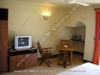 Filename=superior_beach_apartment_la_preneuse_ref_164_television_room.jpg
Filesize=96KiB
Dimensions=800x600
Date added=Sep 14, 2010 superior_beach_apartment_la_preneuse_ref_164_television_room.jpg