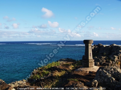 mauritius maconde on top
