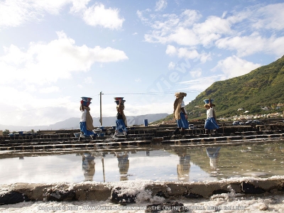 salt pans tamarin mauritius
