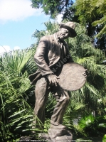 Filename=ti_frere_sega_singer_wellknown_as_alphonse_ravaton_company_gargens_port_louis_mauritius.jpg
Filesize=321KiB
Dimensions=800x1067
Date added=Jun 19, 2008 ti_frere_sega_singer_wellknown_as_alphonse_ravaton_company_gargens_port_louis_mauritius.jpg
