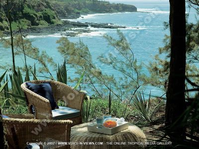 superior guesthouse rivi?ɬre des anguilles mauritius ref 160 beach view from the garden
A unique view of the Indian Ocean from the garden of the Superior Guesthouse Rivi?ɬre Des Anguilles Mauritius Ref 160. In the garden are cane furniture for the guests to relax and admire the view of the sea.
Keywords: superior guesthouse rivi?ɬre des anguilles mauritius ref 160, garden, furniture, sea